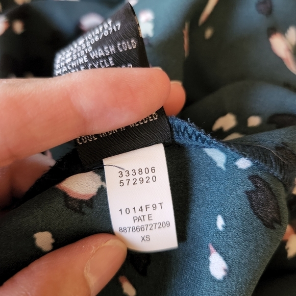 IZ BYER Button Down Top Size XS - Picture 11 of 12